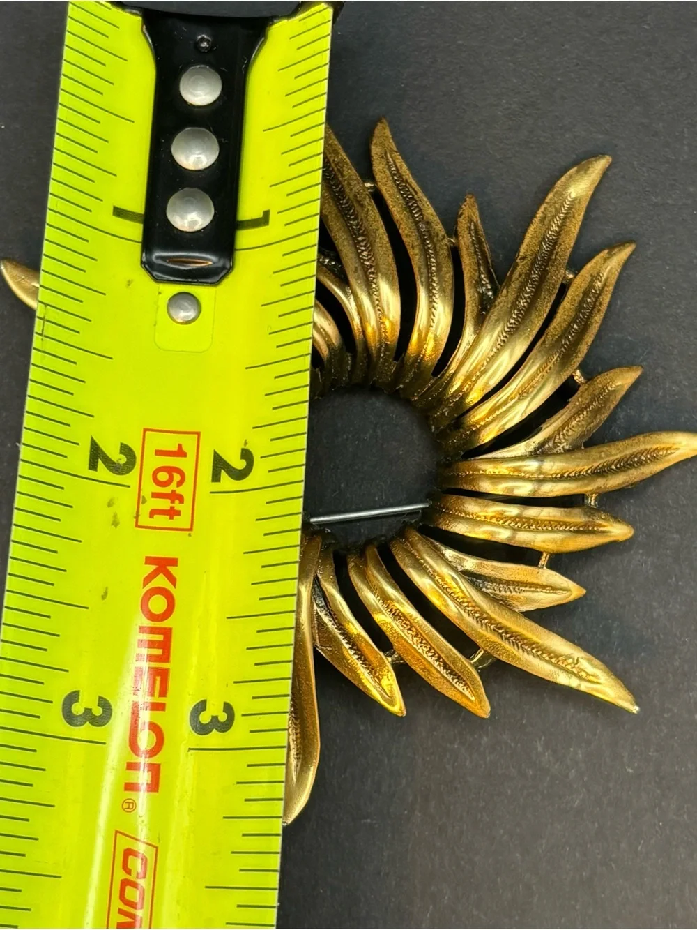 Vintage Tortolani Gold Tone Pinwheel Wreath Brooch MCM Textured Sunburst Pin